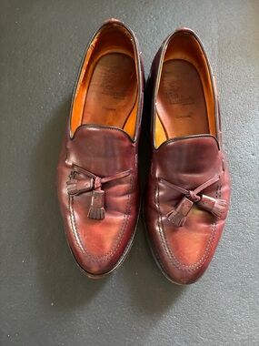 Allen Edmonds Men's Tassel Loafers in Burgundy Leather 11eee